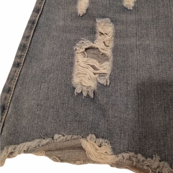 Distressed Ripped Frayed Denim Mini Skirt - Picture 3 of 11